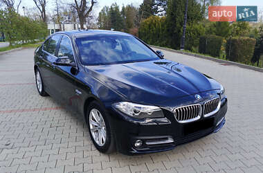 Седан BMW 5 Series 2015 в Львові