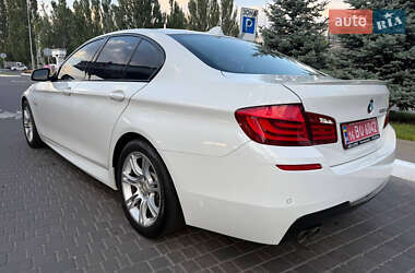 Седан BMW 5 Series 2012 в 