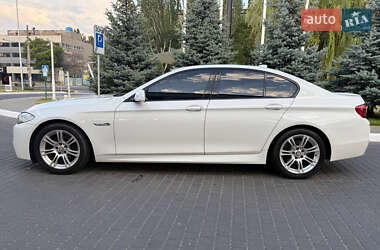 Седан BMW 5 Series 2012 в 