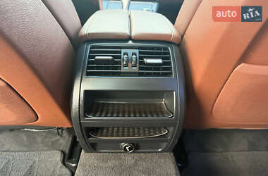 Седан BMW 5 Series 2012 в 