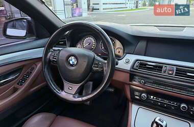 Седан BMW 5 Series 2012 в 