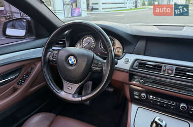Седан BMW 5 Series 2012 в 