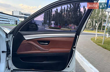 Седан BMW 5 Series 2012 в 