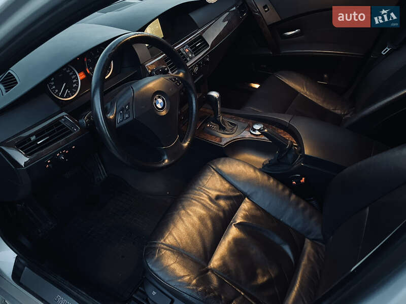 Седан BMW 5 Series 2005 в Одессе