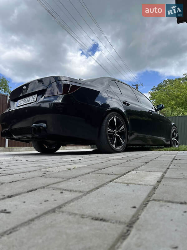 Седан BMW 5 Series 2006 в Львове