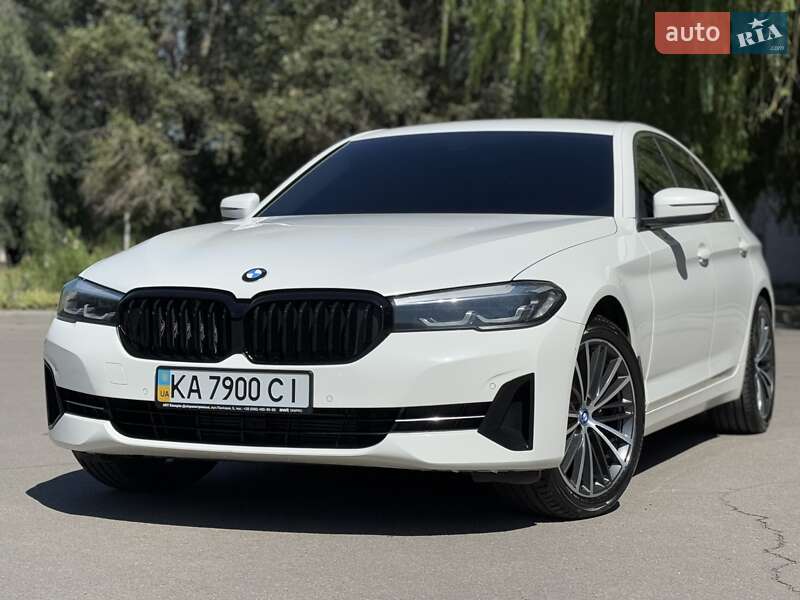 BMW 5 Series 2020