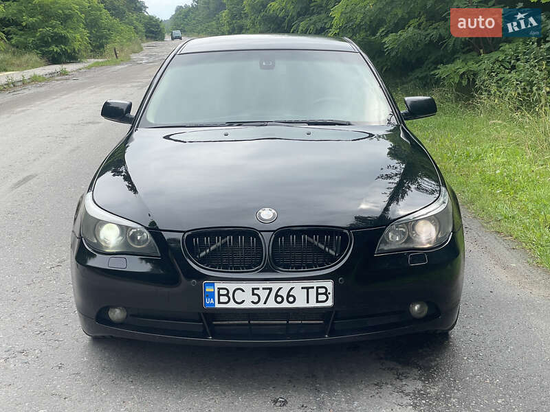 Седан BMW 5 Series 2006 в Жовкве