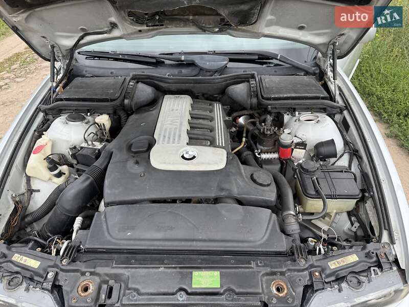 Седан BMW 5 Series 2000 в Ніжині