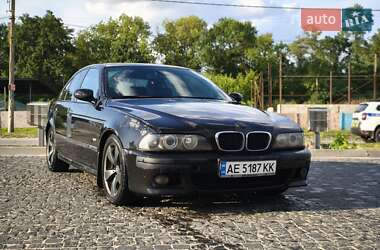 Седан BMW 5 Series 2000 в Днепре