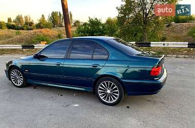 Седан BMW 5 Series 1997 в Запорожье