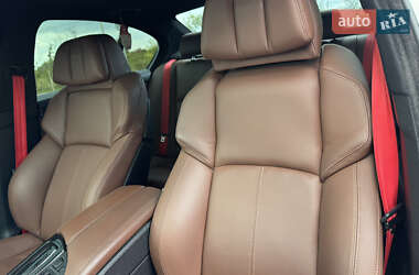 Седан BMW 5 Series 2010 в 