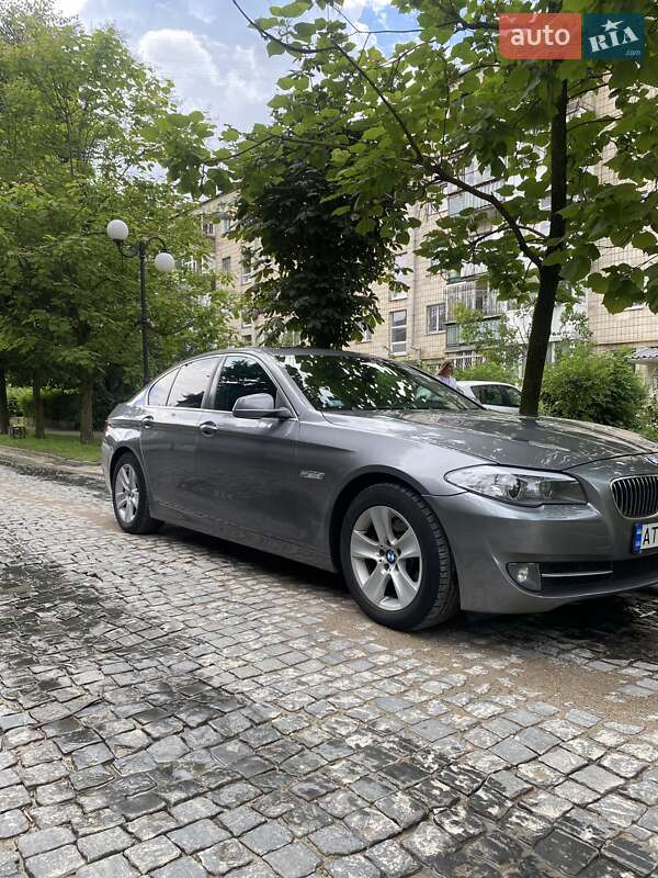 Седан BMW 5 Series 2012 в Коломиї