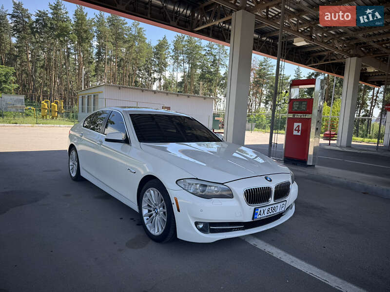 BMW 5 Series 2012