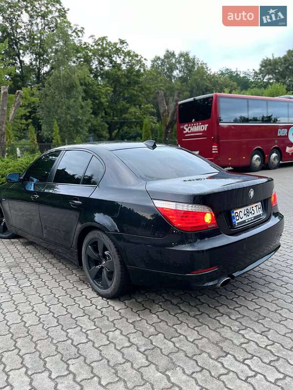 Седан BMW 5 Series 2008 в Львове