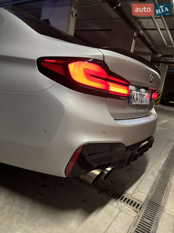 Седан BMW 5 Series 2018 в Киеве