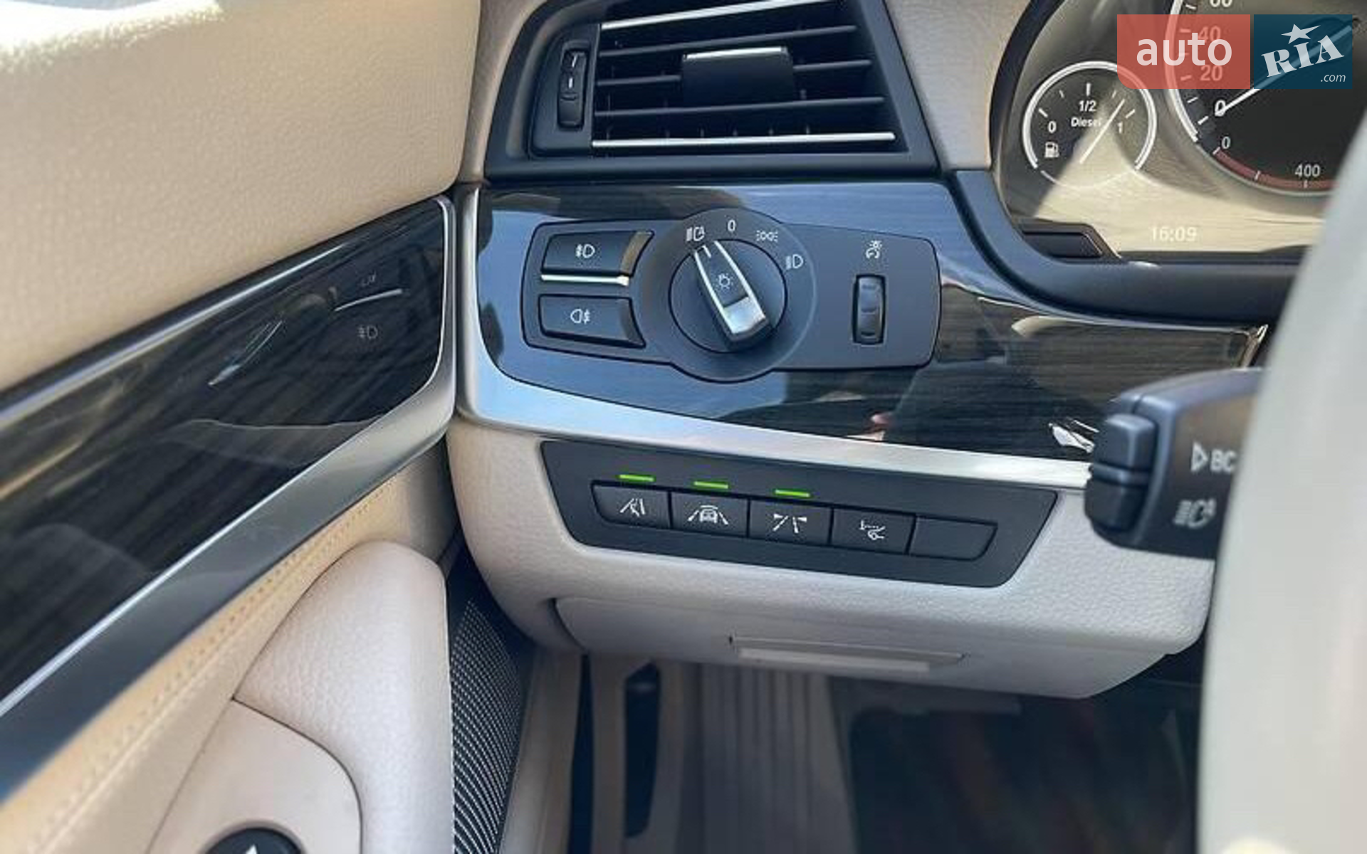 2013 BMW 5er - мініатюра 5