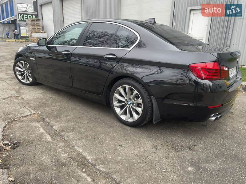 Седан BMW 5 Series 2012 в Києві