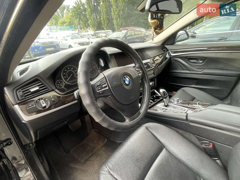Седан BMW 5 Series 2012 в Києві