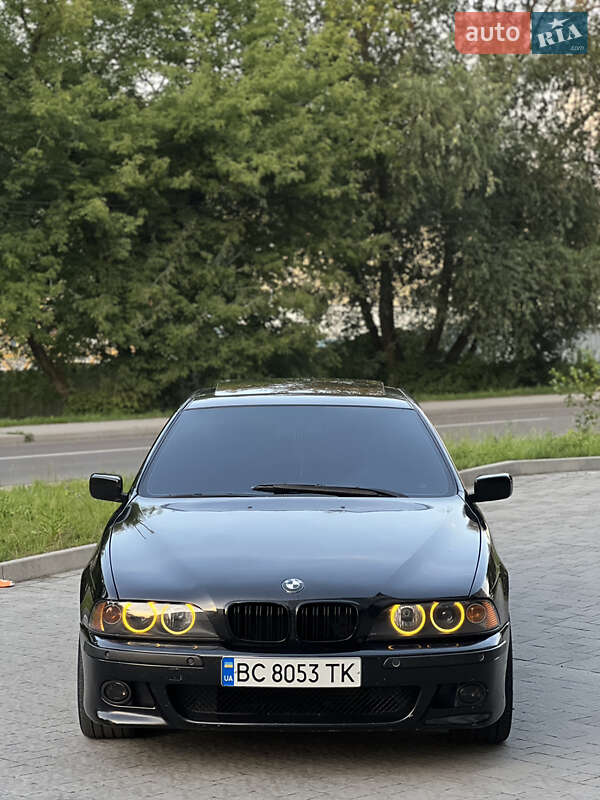 Седан BMW 5 Series 2001 в 