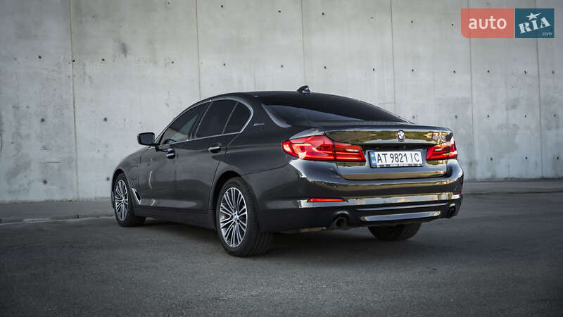 Седан BMW 5 Series 2018 в Киеве