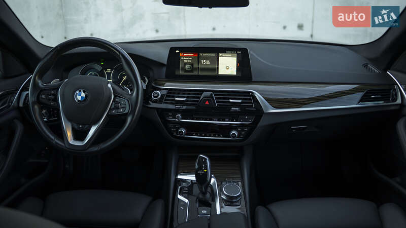 Седан BMW 5 Series 2018 в Киеве