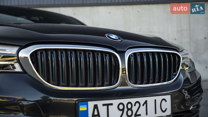 Седан BMW 5 Series 2018 в Киеве
