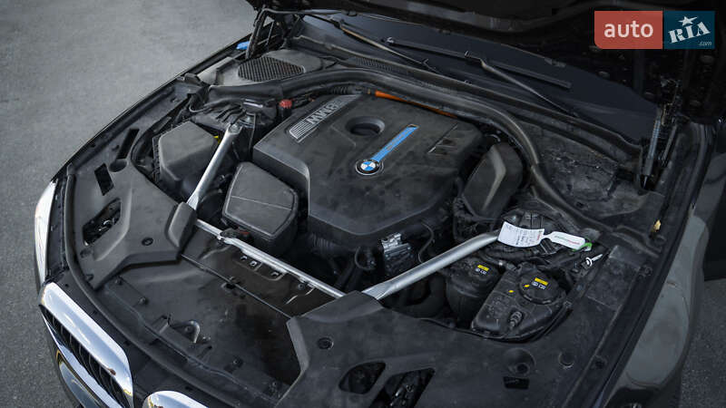 Седан BMW 5 Series 2018 в Киеве