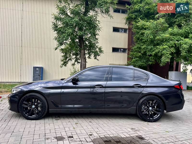 Седан BMW 5 Series 2018 в Дніпрі фото 26 Седан BMW 5 Series 2018 в Дніпрі
