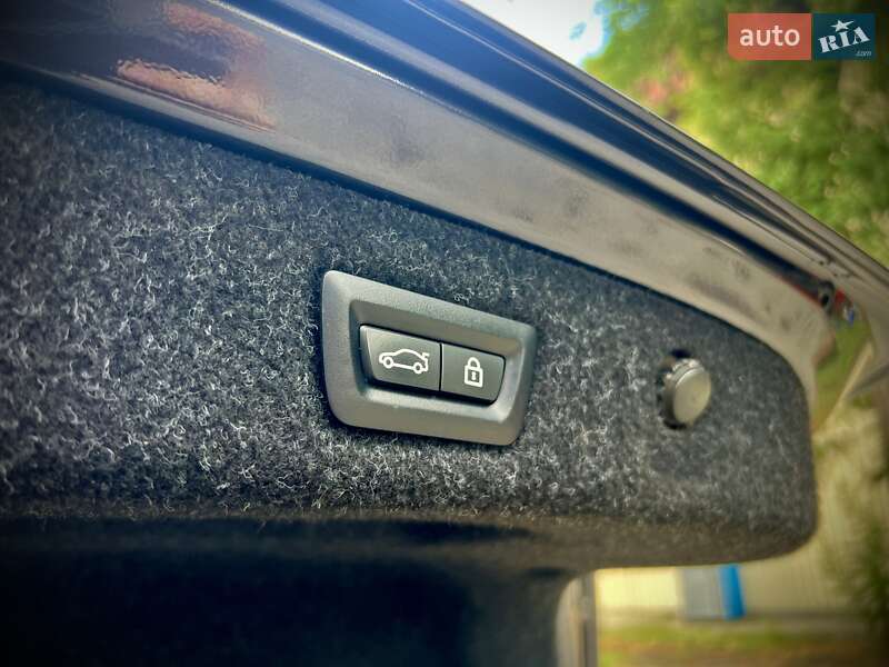 Седан BMW 5 Series 2018 в Дніпрі фото 46 Седан BMW 5 Series 2018 в Дніпрі