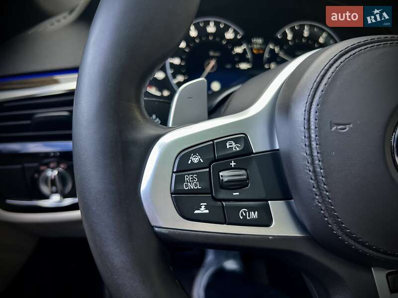 Седан BMW 5 Series 2018 в Дніпрі фото 66 Седан BMW 5 Series 2018 в Дніпрі