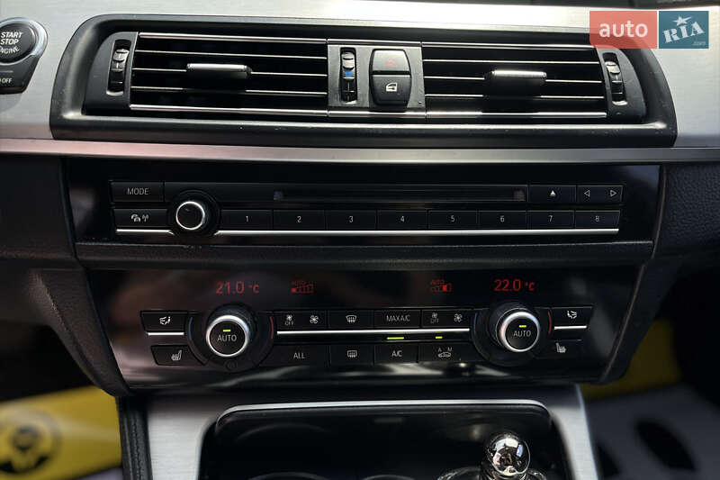Седан BMW 5 Series 2013 в Мукачевому