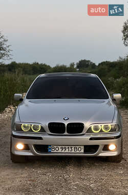 Седан BMW 5 Series 2001 в Львові