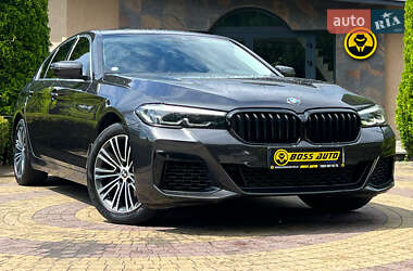 Седан BMW 5 Series 2017 в Львові