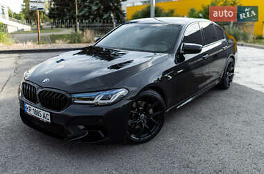 Седан BMW 5 Series 2017 в Запорожье