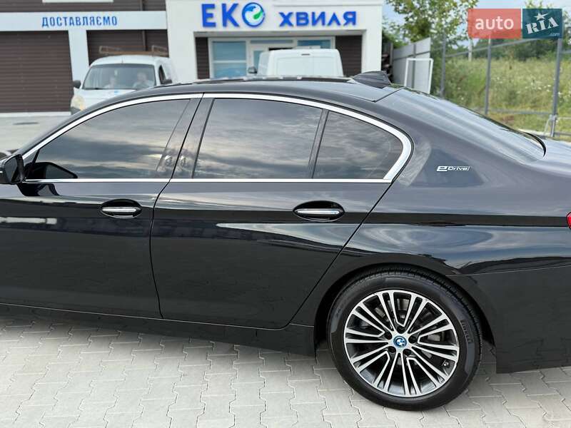 Седан BMW 5 Series 2018 в Вінниці