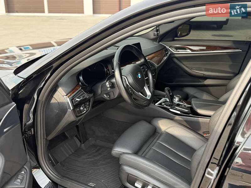 Седан BMW 5 Series 2018 в Вінниці