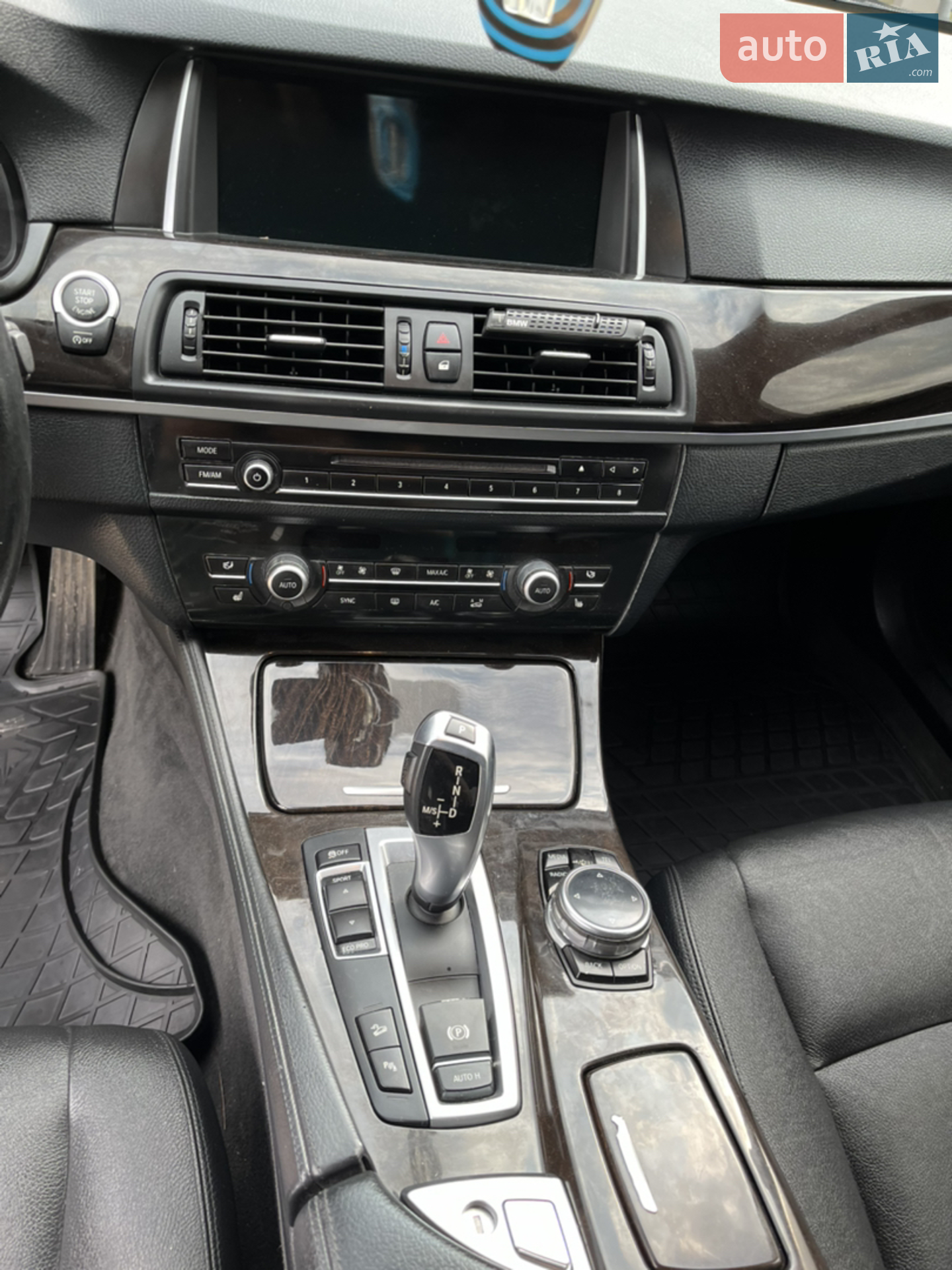 2013 BMW 5er - мініатюра 12