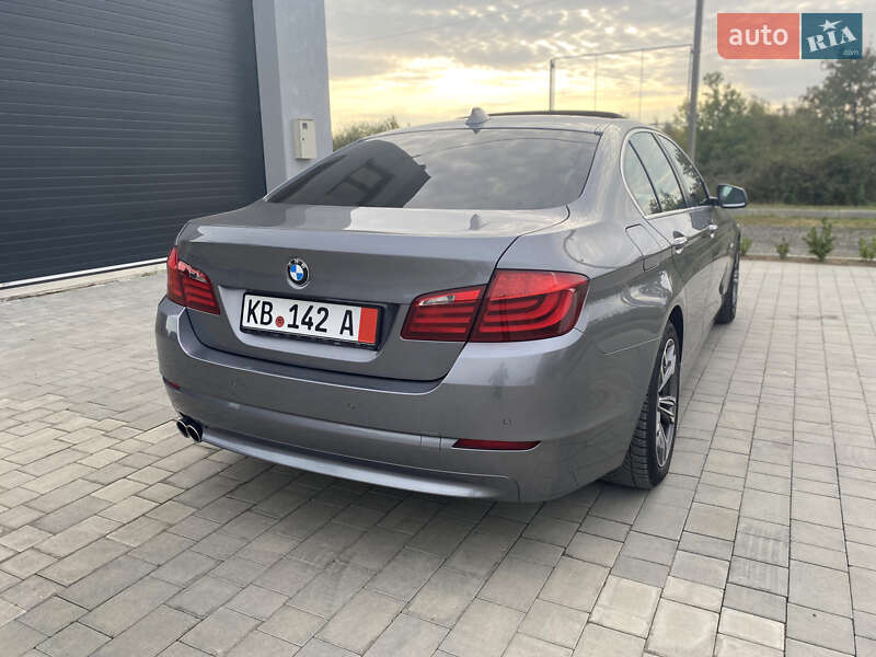 Седан BMW 5 Series 2013 в Виноградове