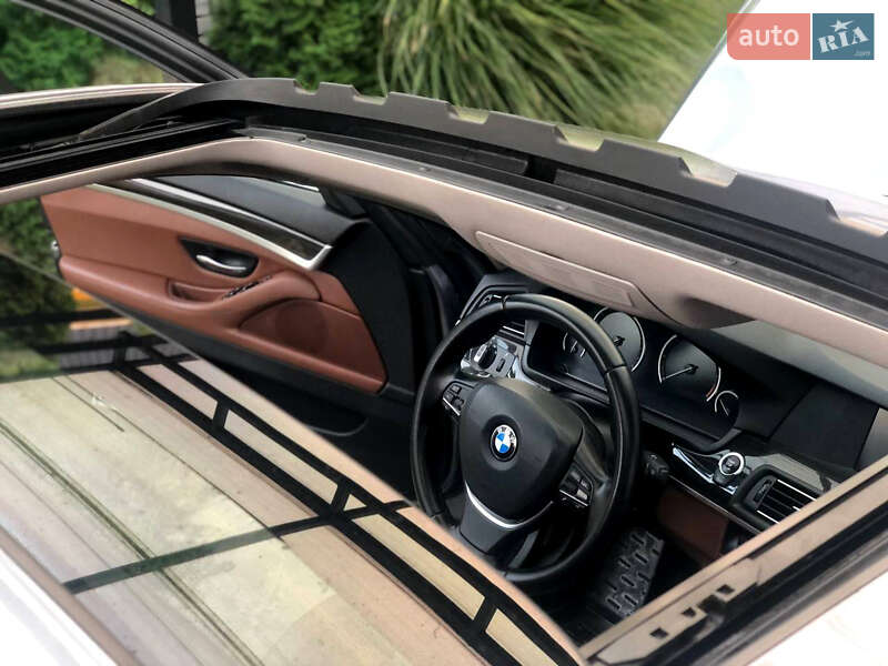 Седан BMW 5 Series 2013 в Виноградове