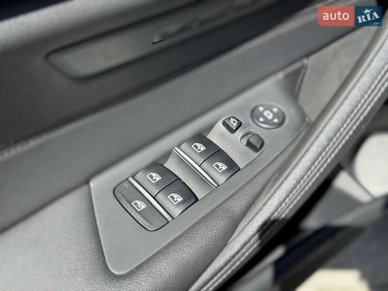 Седан BMW 5 Series 2020 в Львове