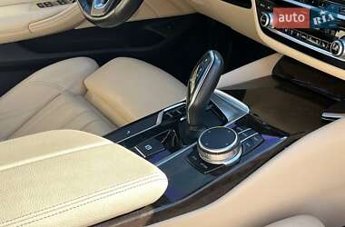 Седан BMW 5 Series 2018 в 
