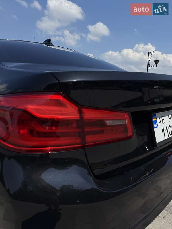 Седан BMW 5 Series 2018 в Днепре фото 26 Седан BMW 5 Series 2018 в Днепре