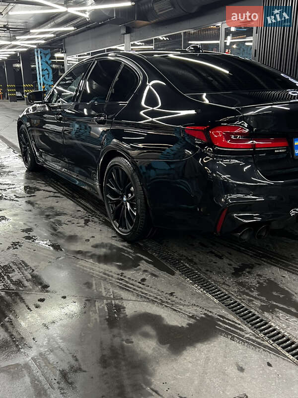 Седан BMW 5 Series 2020 в Киеве фото 10 Седан BMW 5 Series 2020 в Киеве