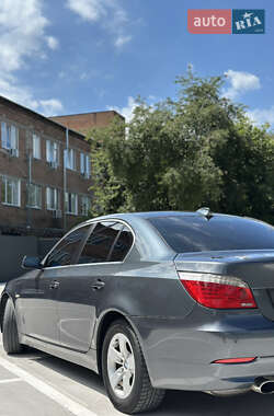 Седан BMW 5 Series 2008 в 