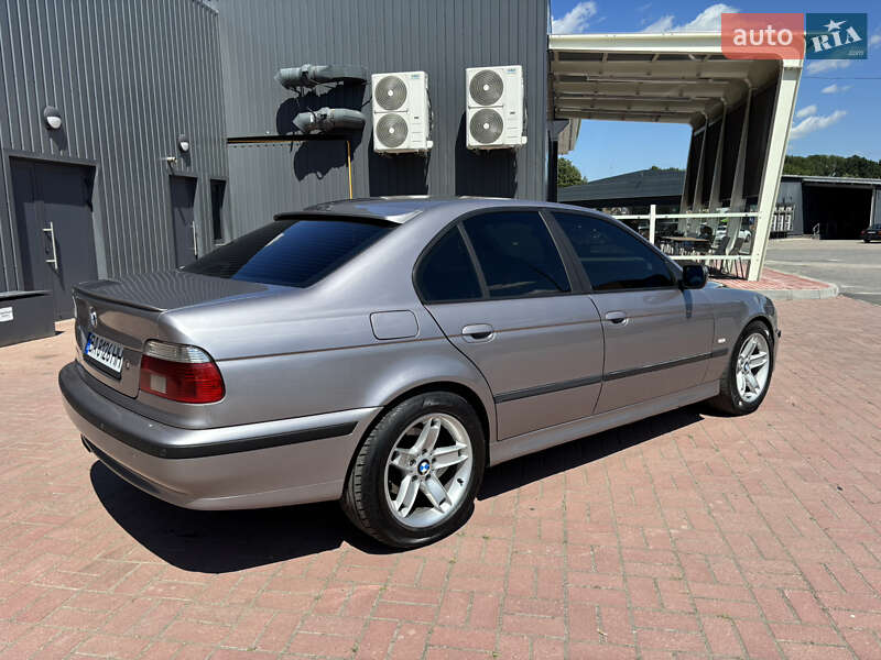 Седан BMW 5 Series 2001 в Знам'янці