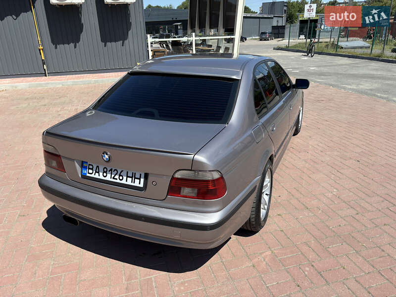 Седан BMW 5 Series 2001 в Знам'янці