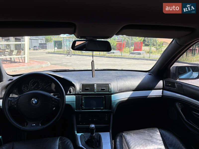 Седан BMW 5 Series 2001 в Знам'янці