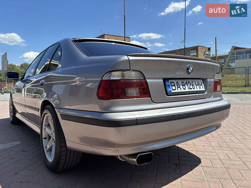 Седан BMW 5 Series 2001 в Знам'янці