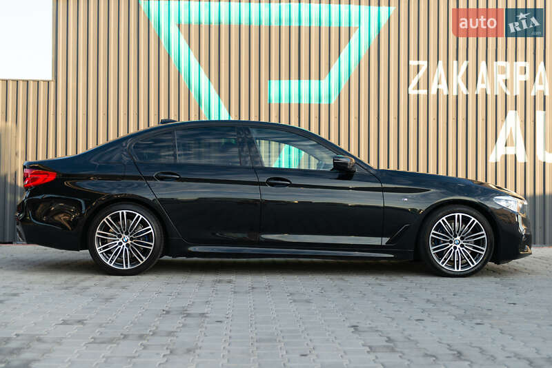 Седан BMW 5 Series 2020 в Мукачево