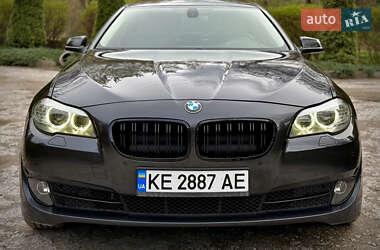 Седан BMW 5 Series 2012 в Кам'янському